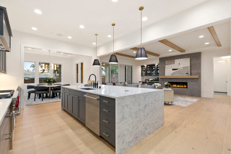 Juniper custom floor plan kitchen