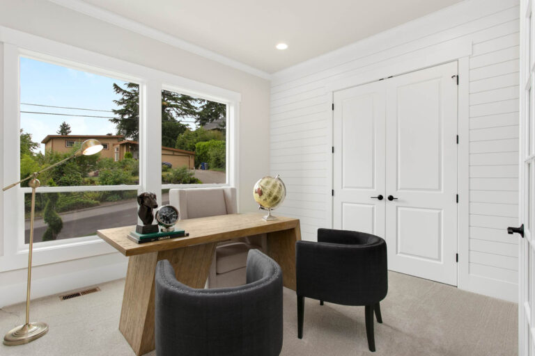 London custom floor plan office