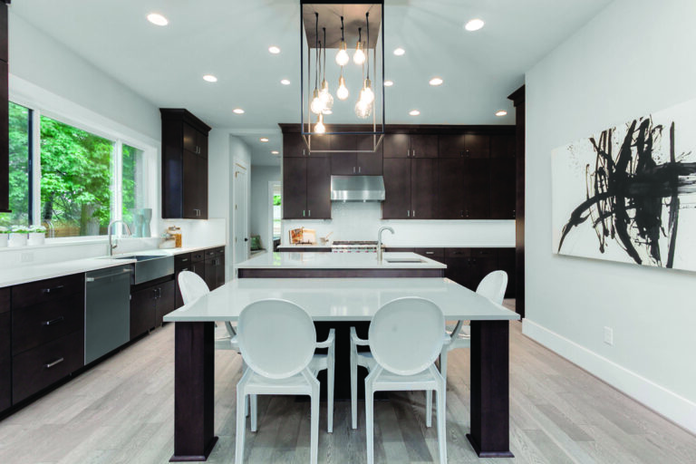 Marseille custom floor plan kitchen