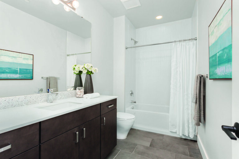 Marseille custom floor plan secondary bath