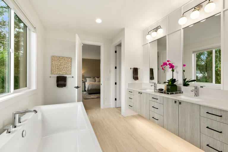 Oakdale custom floor plan primary suite bath