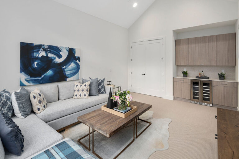 Quinn custom floor plan bonus room