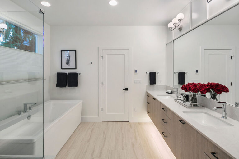 Quinn custom floor plan primary suite bath