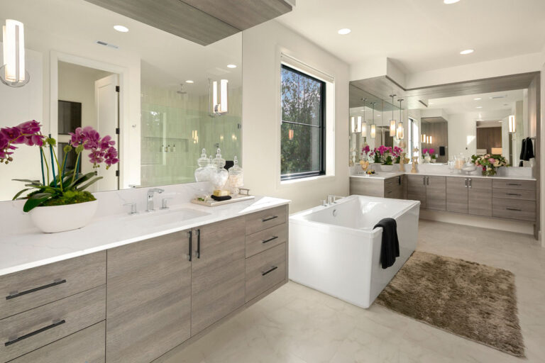 Saratoga custom floor plan primary suite bath