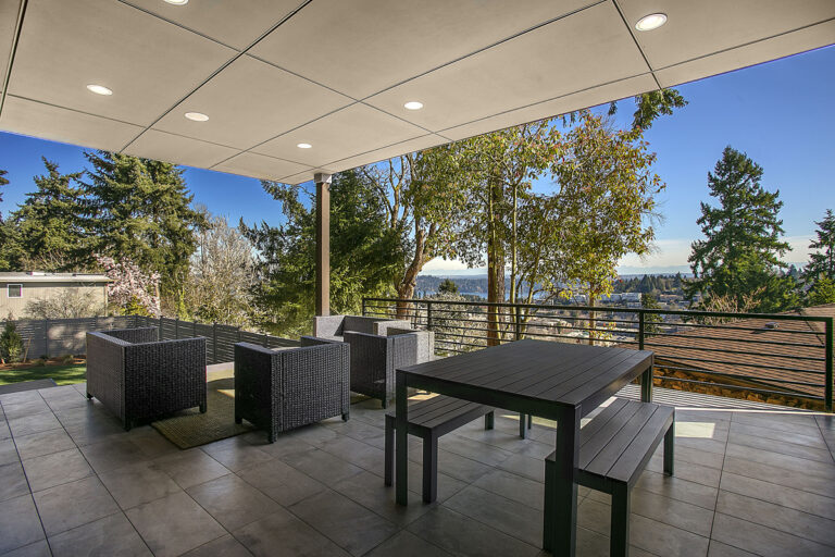 Seoul custom floor plan outdoor living