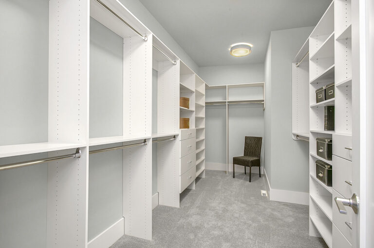 Seoul custom floor plan primary suite closet