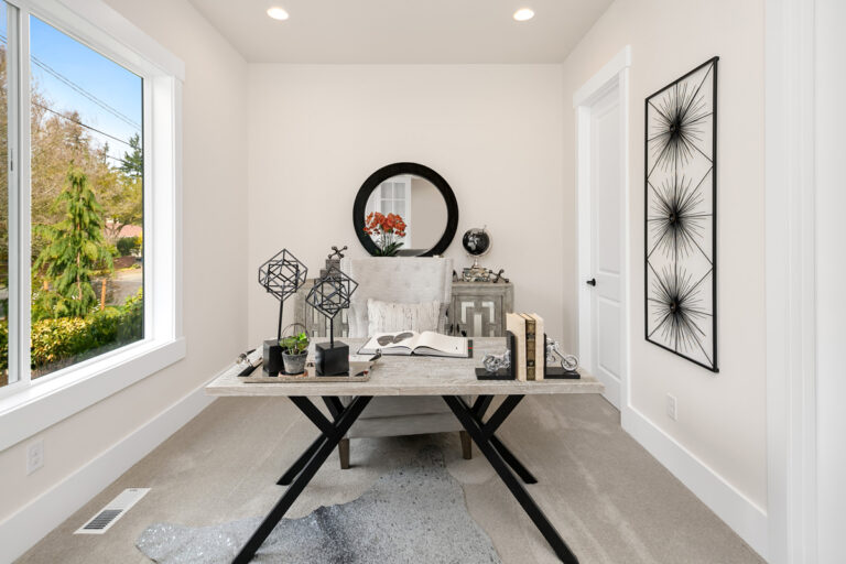Trento custom floor plan office