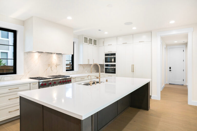 Kirkland 02 custom home kitchen