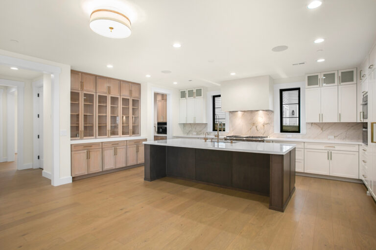 Kirkland 02 custom home kitchen