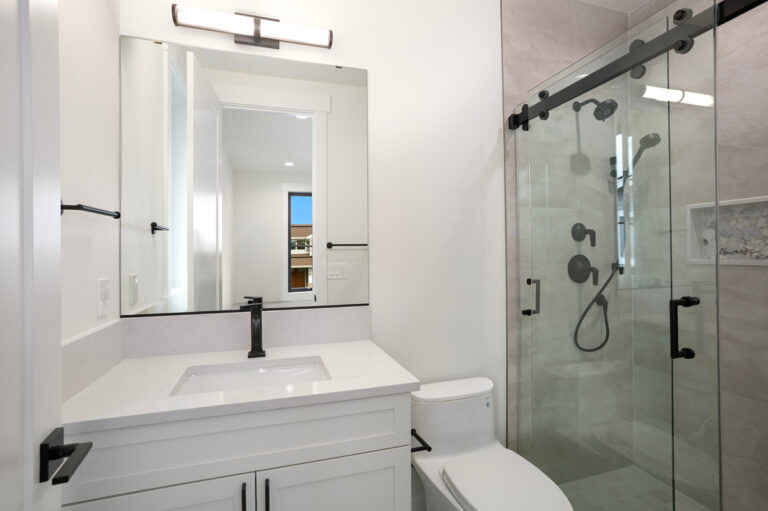 Kirkland 02 custom home secondary bath