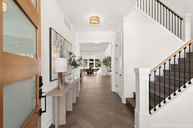 Bellevue 21 custom home entry