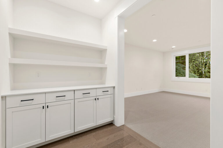 Mercer Island 05 custom home primary suite